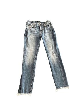 Lucky Brand Women’s distressed skinny Jeans  Size 2/26